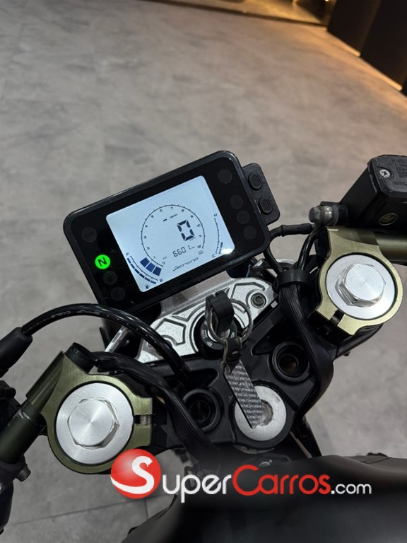 2023 Benelli Leoncino 250 — foto 7 / 10