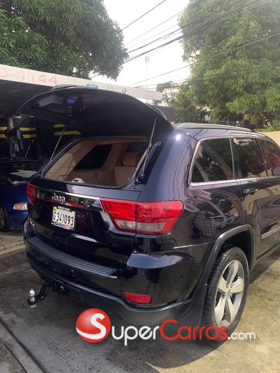 2011 Jeep Cherokee Laredo — foto 3 / 7
