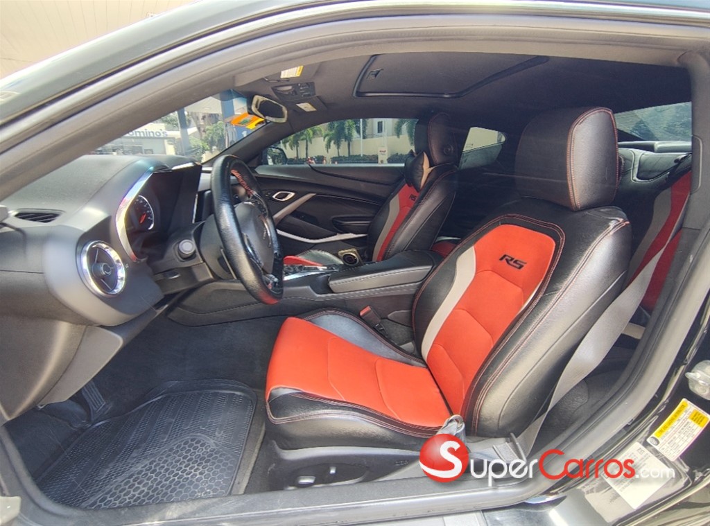 2018 Chevrolet Camaro RS — foto 8 / 10