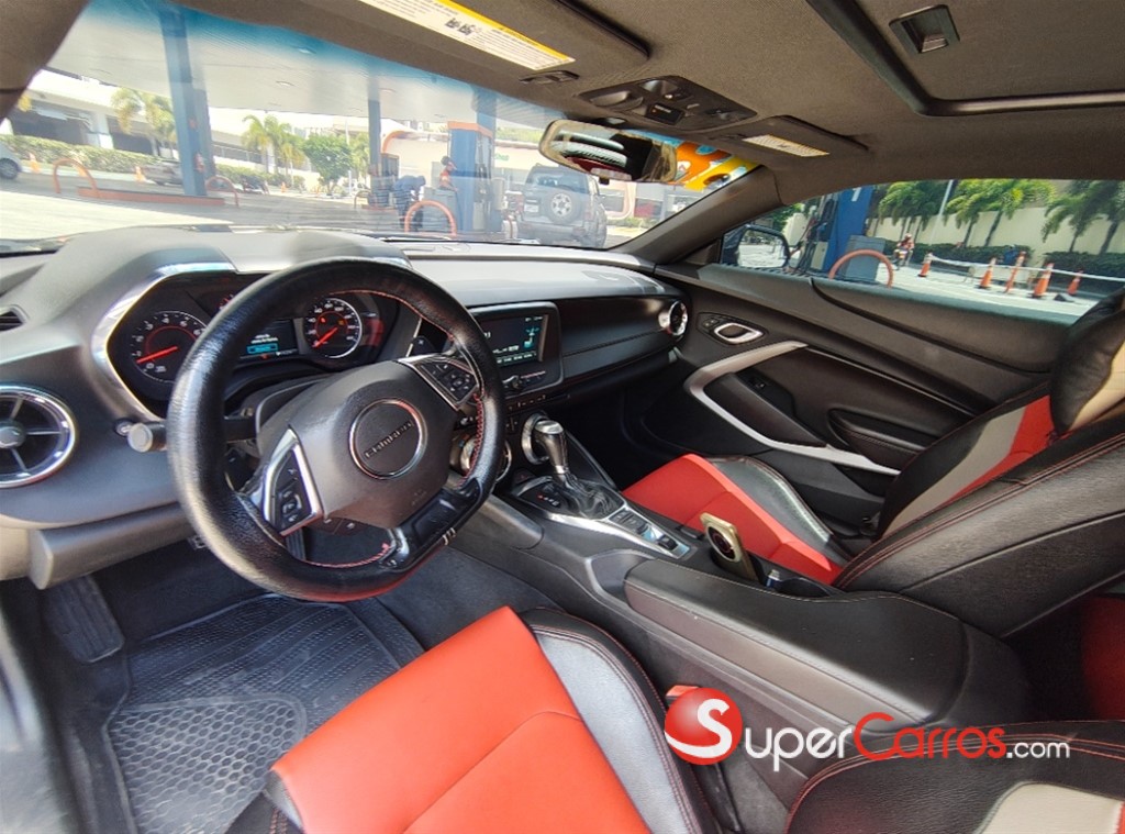 2018 Chevrolet Camaro RS — foto 9 / 10