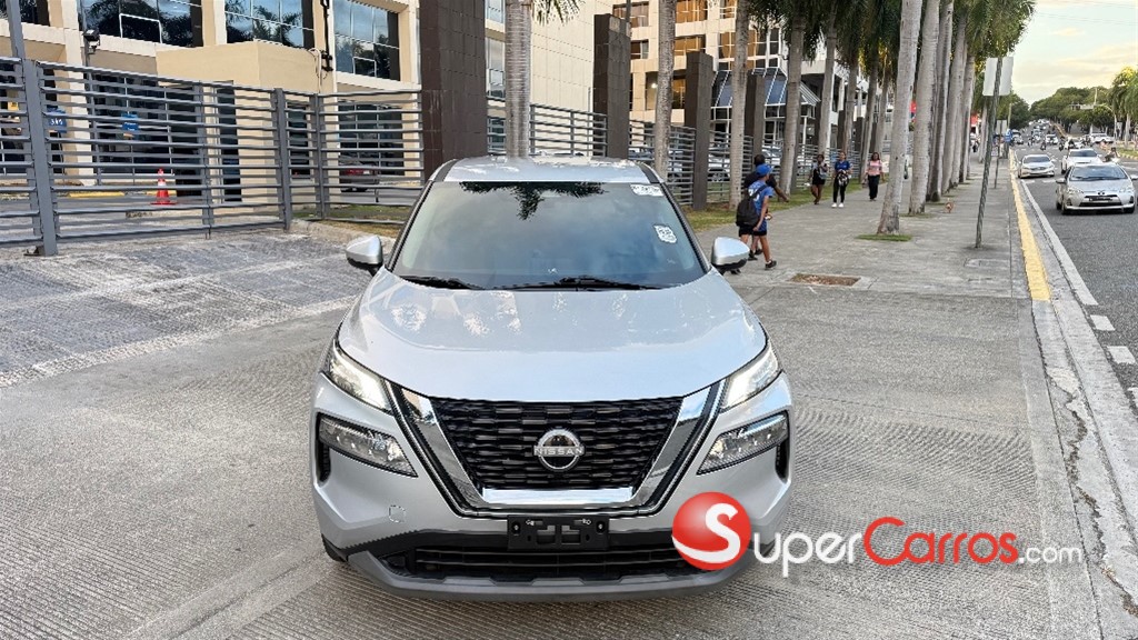 2022 Nissan Rogue SV FULL — foto 2 / 10