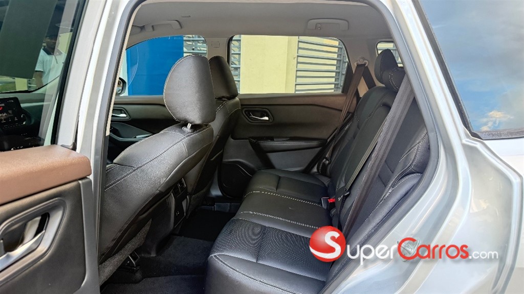 2022 Nissan Rogue SV FULL — foto 5 / 10