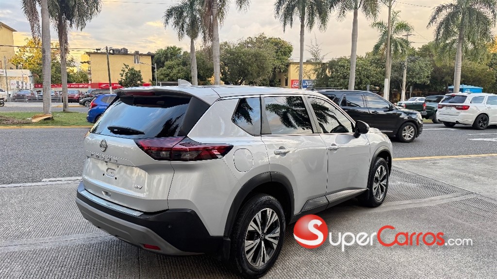 2022 Nissan Rogue SV FULL — foto 8 / 10