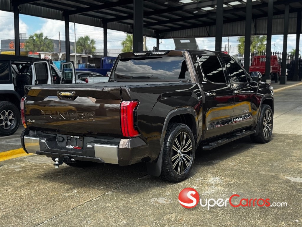 2022 Toyota Tundra LIMITED — foto 4 / 10