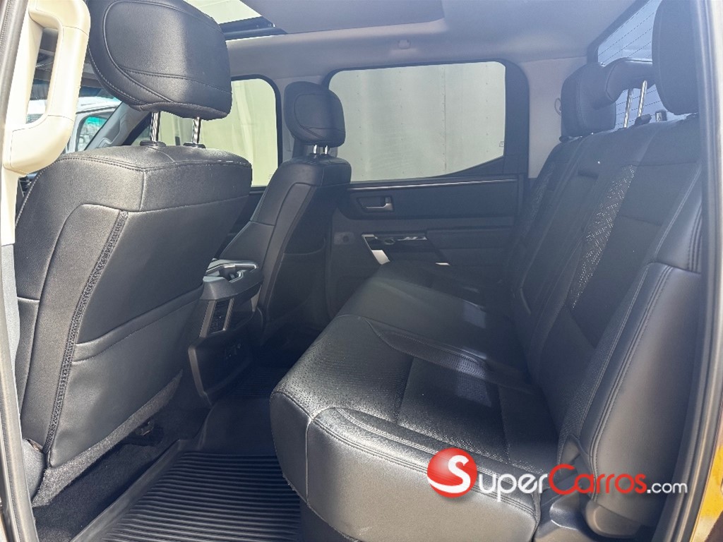 2022 Toyota Tundra LIMITED — foto 7 / 10