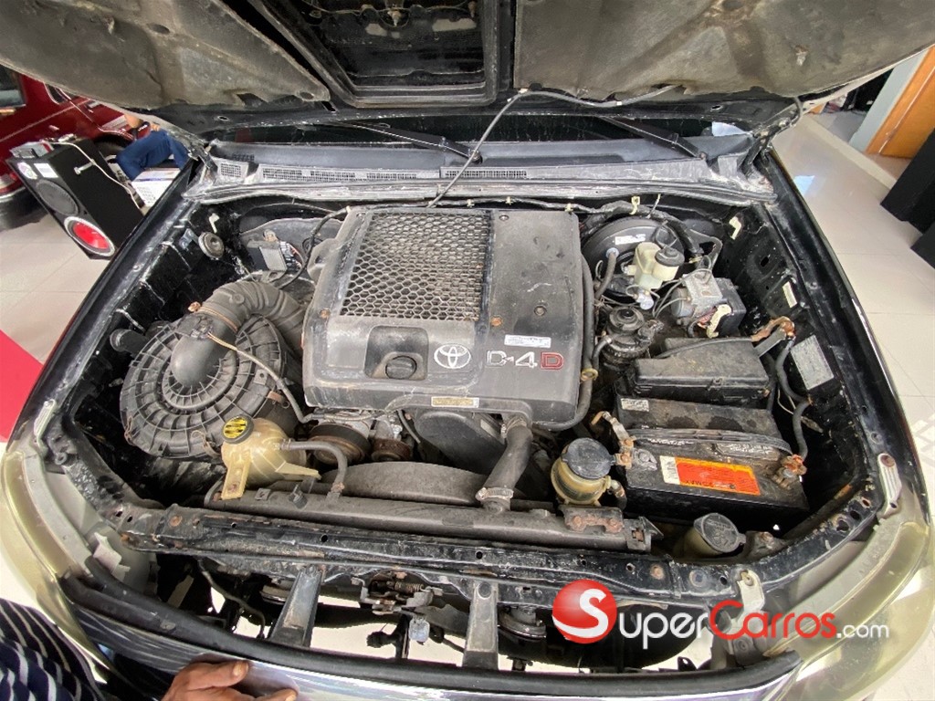 2008 Toyota Fortuner — foto 8 / 8