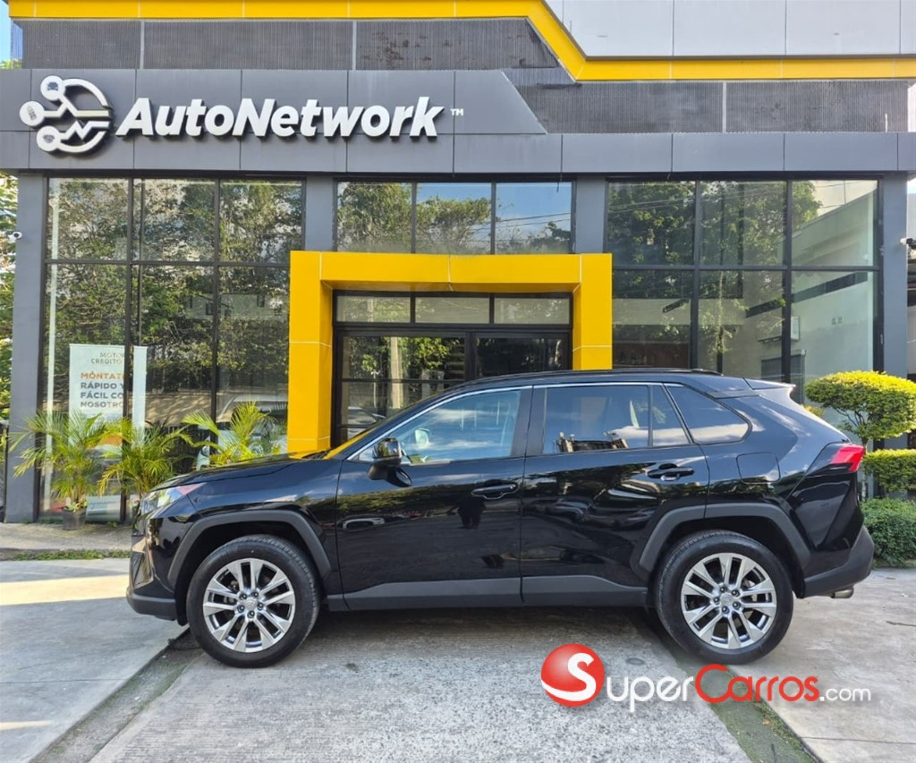2021 Toyota RAV4 LE — foto 6 / 12