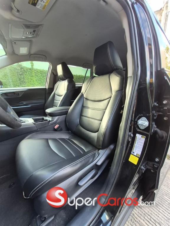 2021 Toyota RAV4 LE — foto 7 / 12