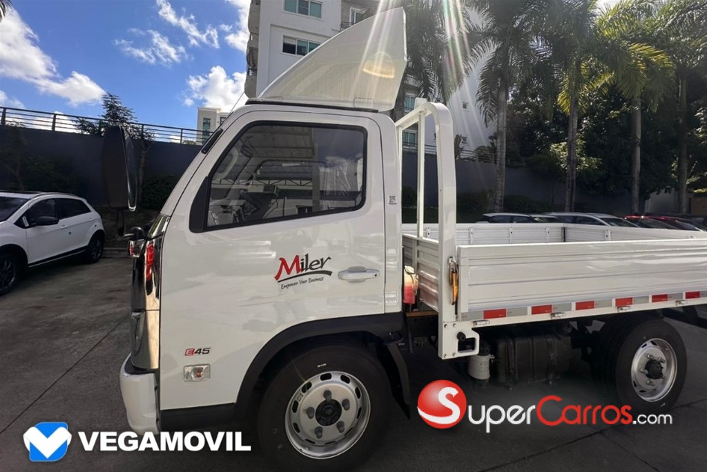 2026 Foton Miler 10 Pies — foto 2 / 7