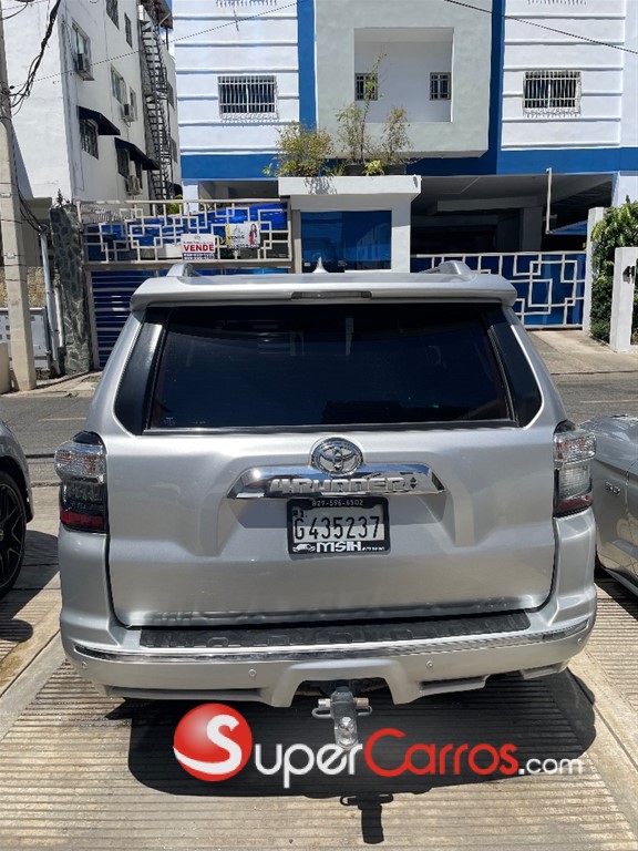 2014 Toyota 4 Runner Limited — foto 5 / 9
