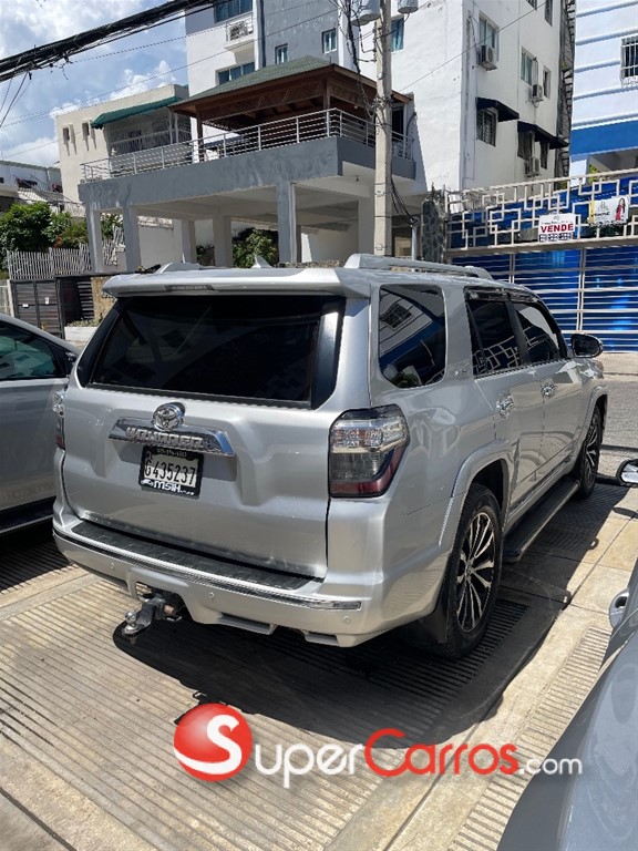 2014 Toyota 4 Runner Limited — foto 6 / 9