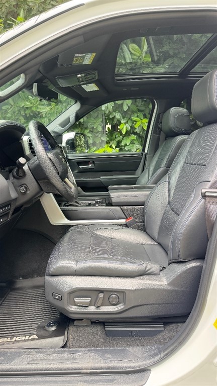 2023 Toyota Sequoia Platinium — foto 6 / 11