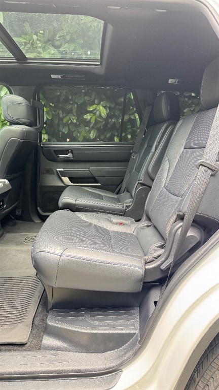 2023 Toyota Sequoia Platinium — foto 7 / 11