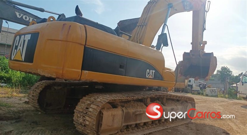2013 CAT 336 — foto 3 / 4
