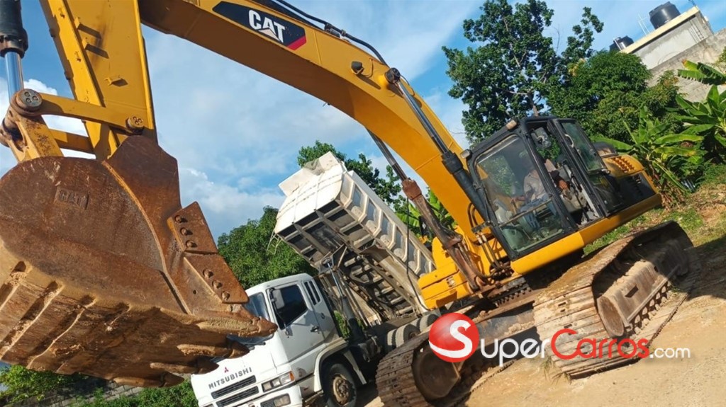 2013 CAT 336 — foto 4 / 4