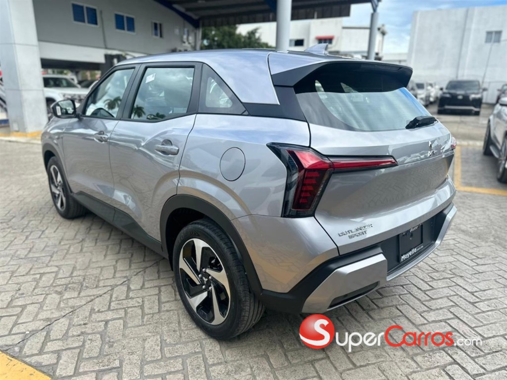 2026 Mitsubishi Motors Outlander Sport — foto 8 / 12