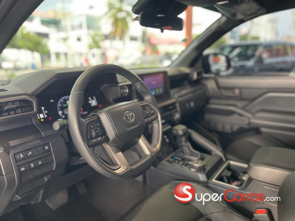 2026 Toyota 4 Runner SR5 — foto 5 / 12