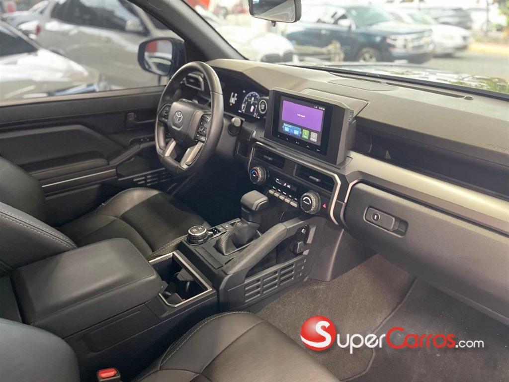 2026 Toyota 4 Runner SR5 — foto 10 / 12