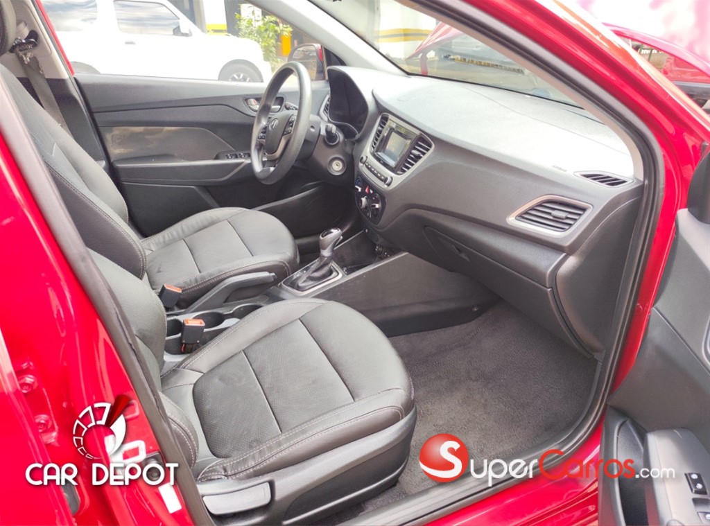 2019 Hyundai Accent SE — foto 8 / 10