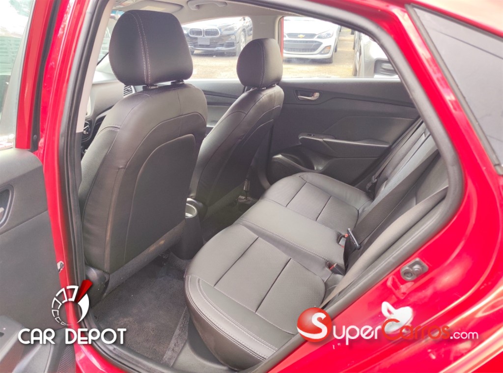 2019 Hyundai Accent SE — foto 9 / 10