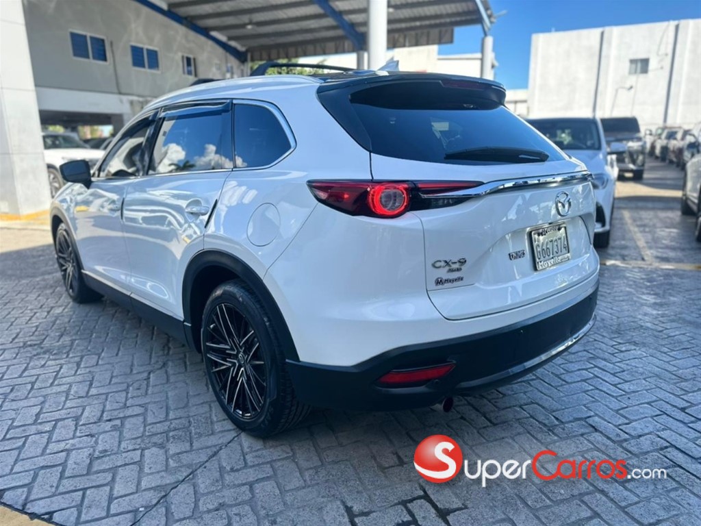 2020 Mazda CX-9 — foto 8 / 10