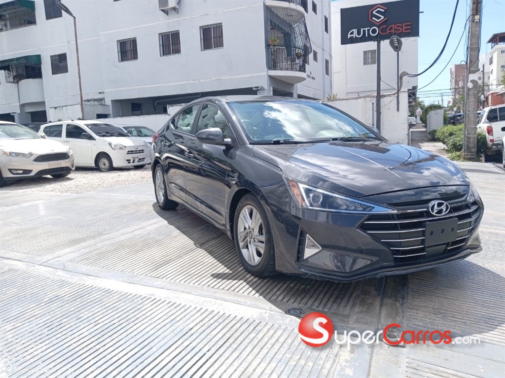 2020 Hyundai Elantra SEL — foto 5 / 10