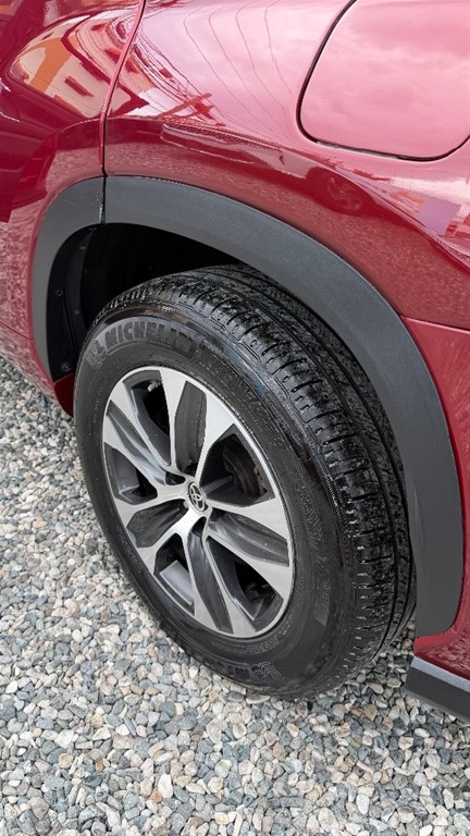 2021 Toyota Highlander XLE — foto 7 / 11