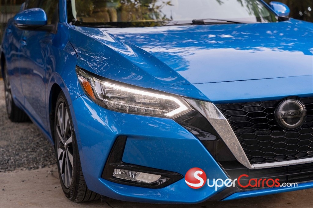 2020 Nissan Sentra SV — foto 6 / 12