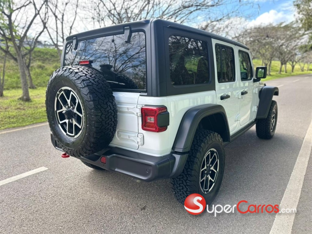 2025 Jeep Wrangler Rubicon — foto 12 / 12