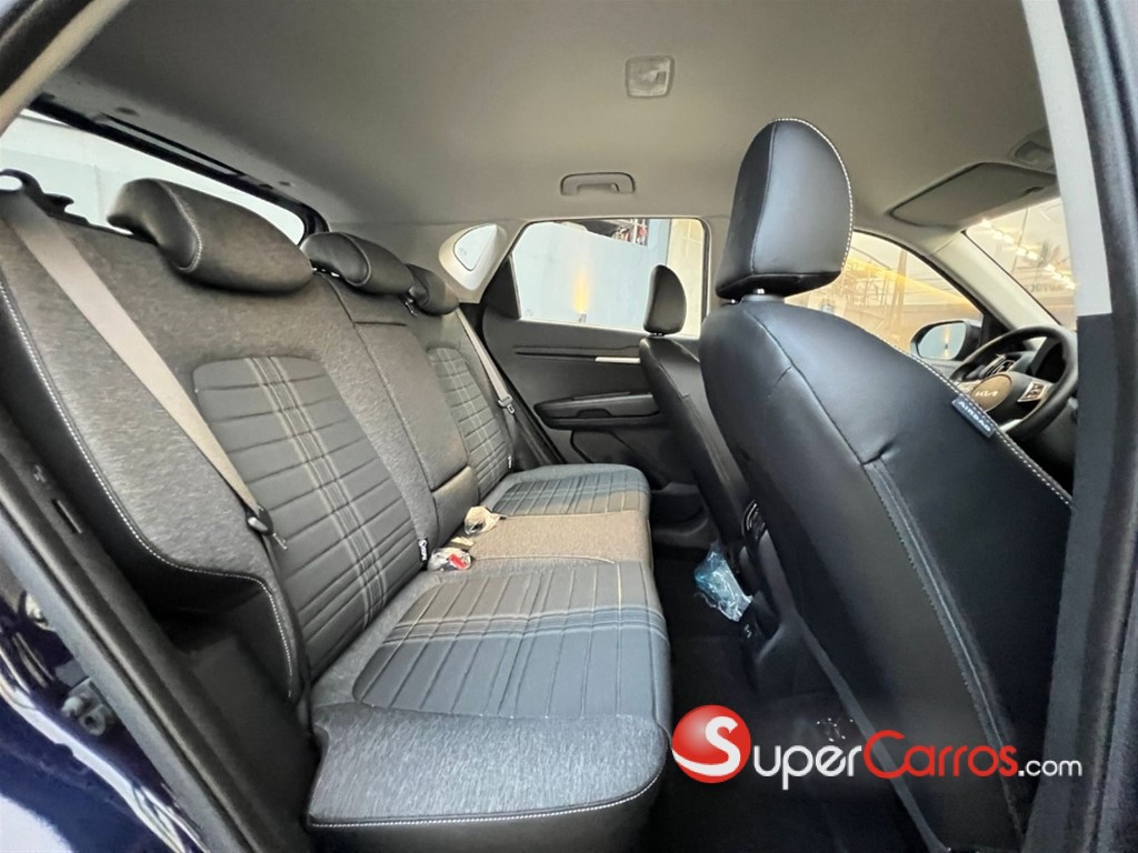 2027 Kia Sonet — foto 7 / 9