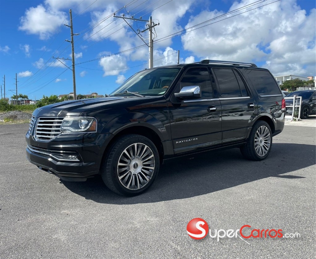 2015 Lincoln Navigator — foto 5 / 9