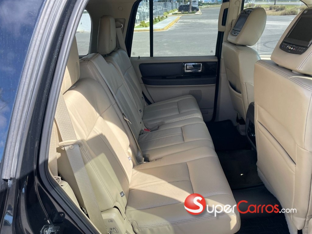 2015 Lincoln Navigator — foto 9 / 9