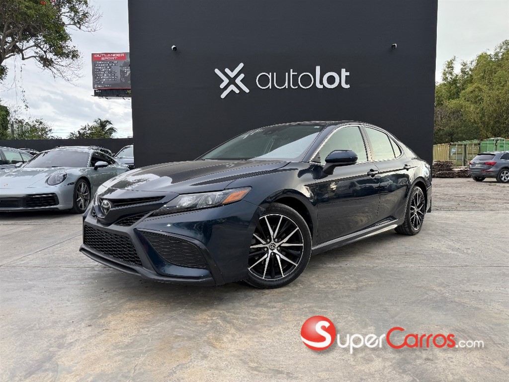 2021 Toyota Camry SE
