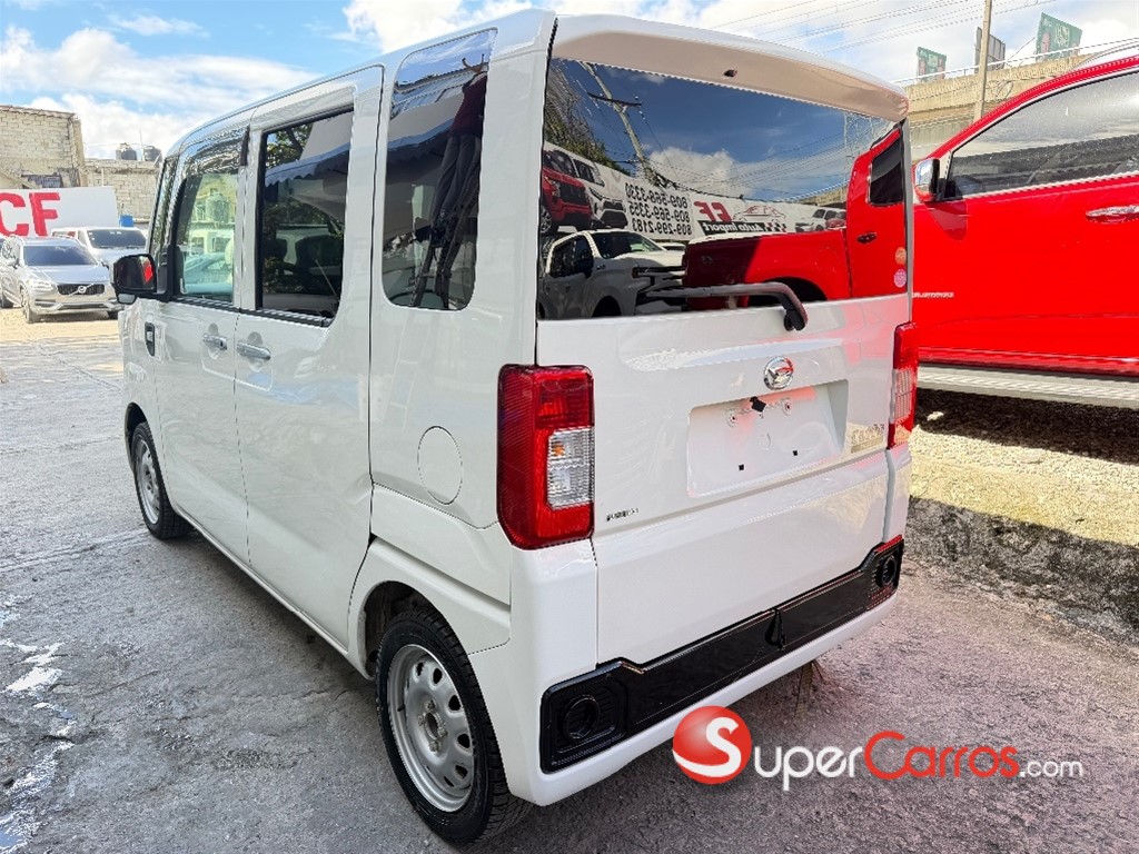 2021 Daihatsu Hijet — foto 4 / 8