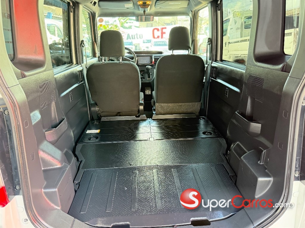 2021 Daihatsu Hijet — foto 7 / 8