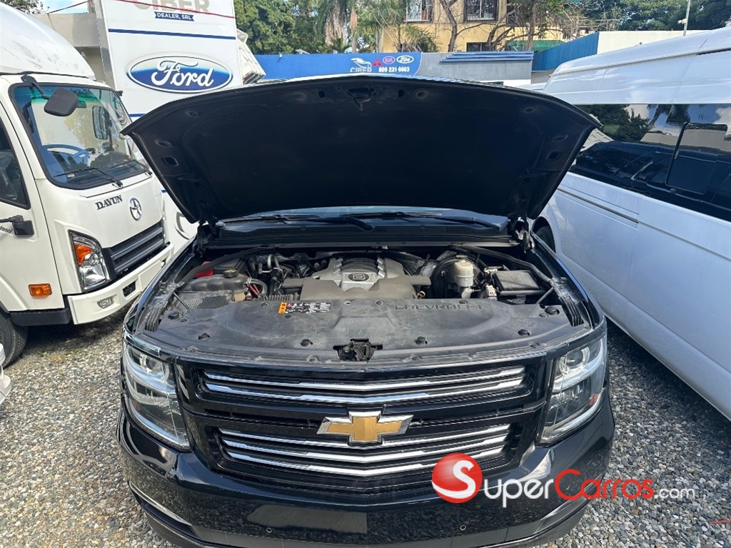 2017 Chevrolet Suburban Premier — foto 7 / 10