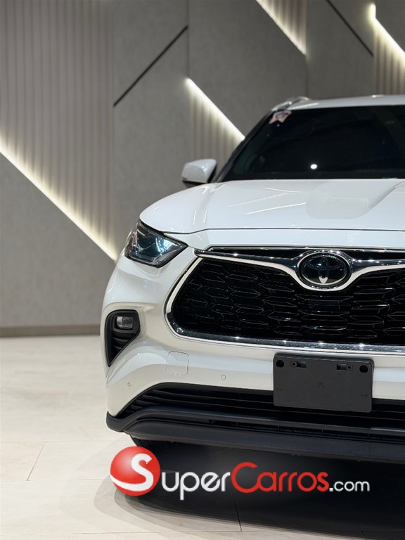 2020 Toyota Highlander Limited — foto 2 / 12
