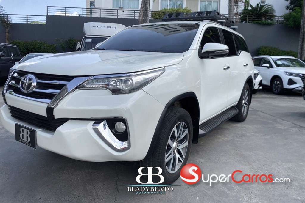 2019 Toyota Fortuner SRV