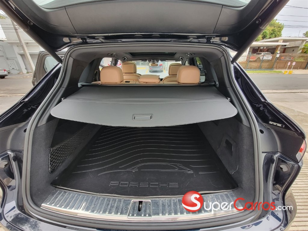 2020 Porsche Cayenne — foto 9 / 10