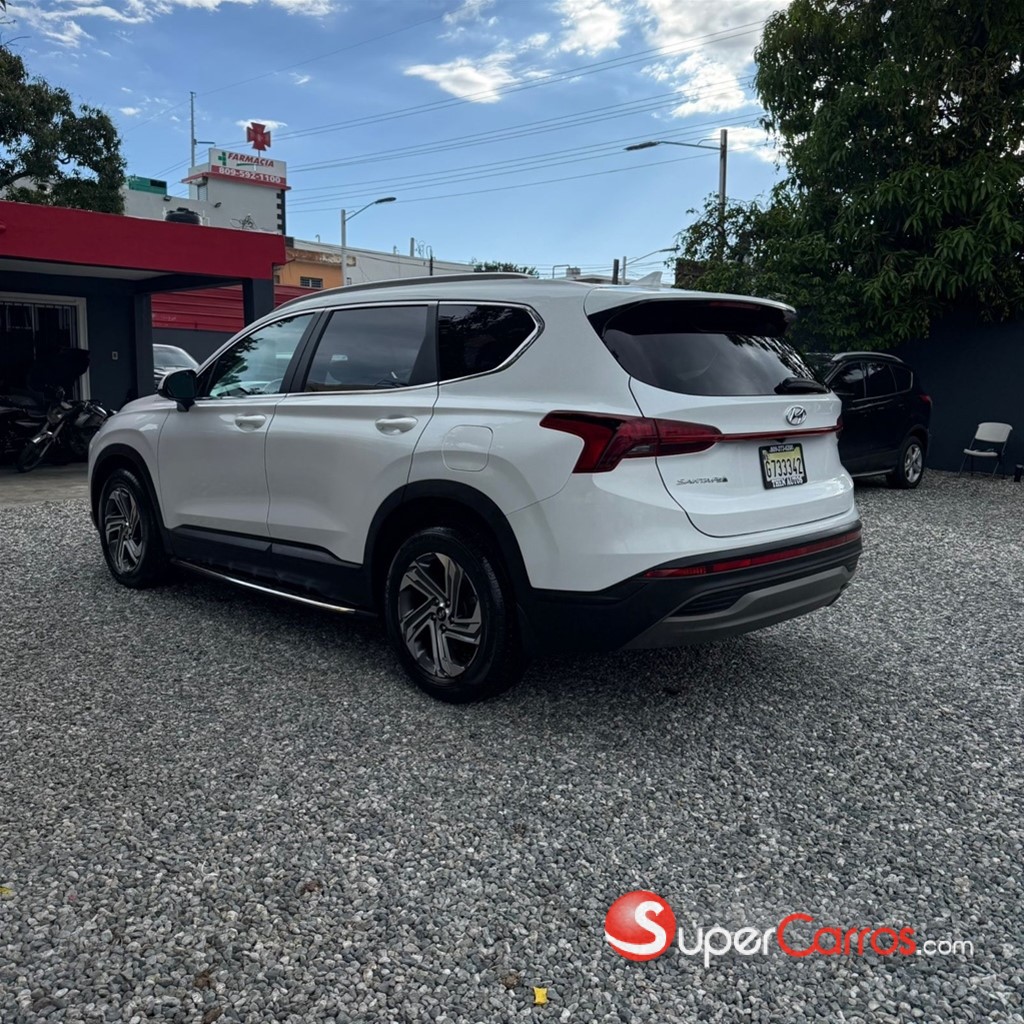 2021 Hyundai Santa Fe SE — foto 4 / 12