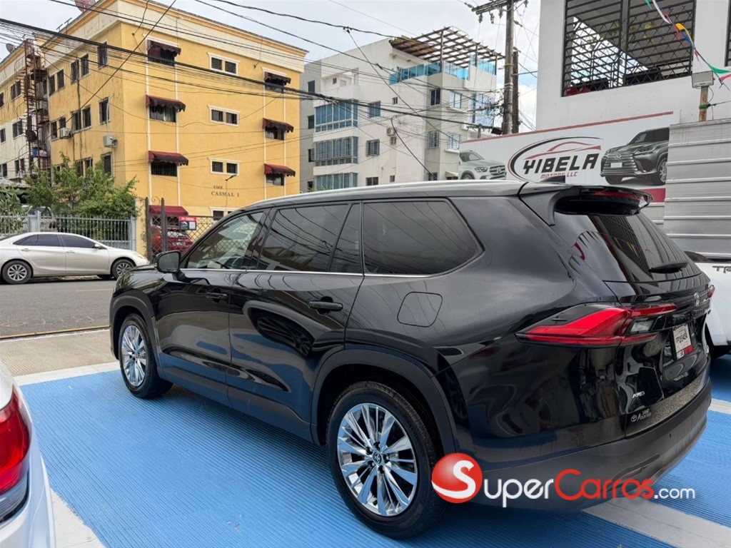 2024 Toyota Grand Highlander Platinum — foto 2 / 12