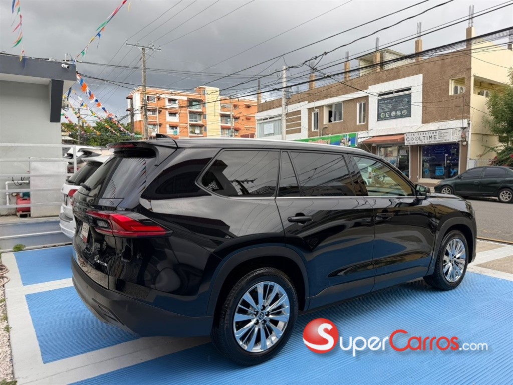 2024 Toyota Grand Highlander Platinum — foto 3 / 12