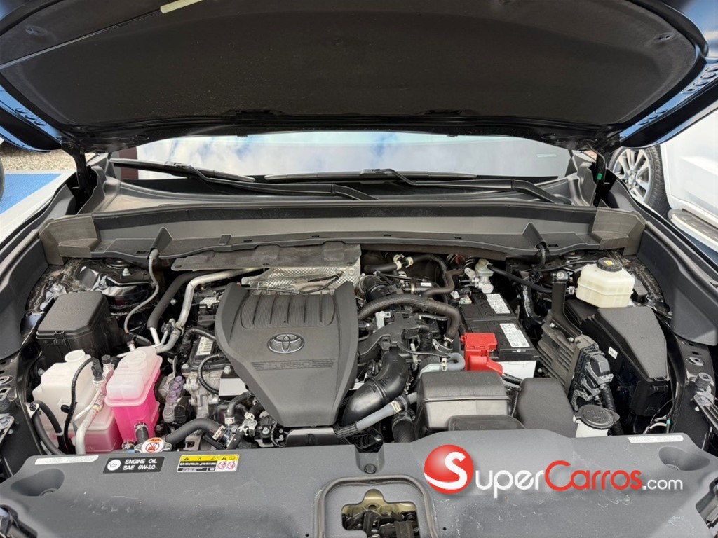 2024 Toyota Grand Highlander Platinum — foto 12 / 12