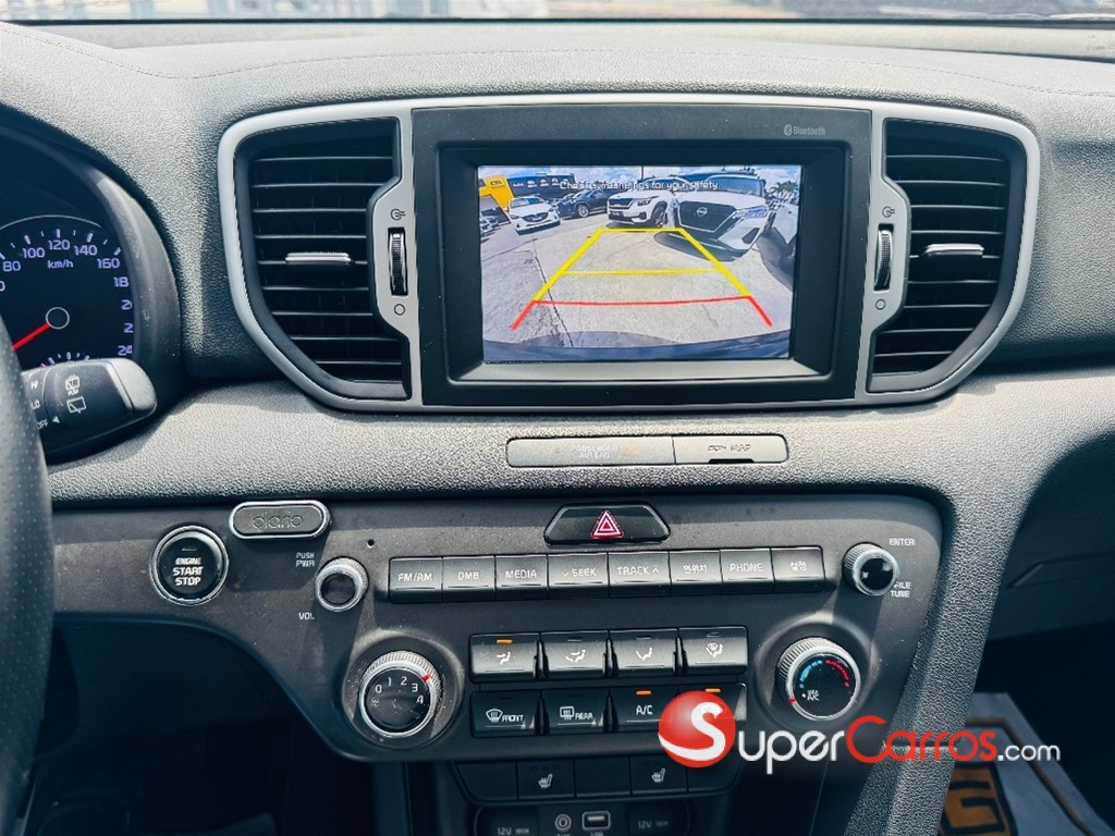 2020 Kia Sportage — foto 10 / 12
