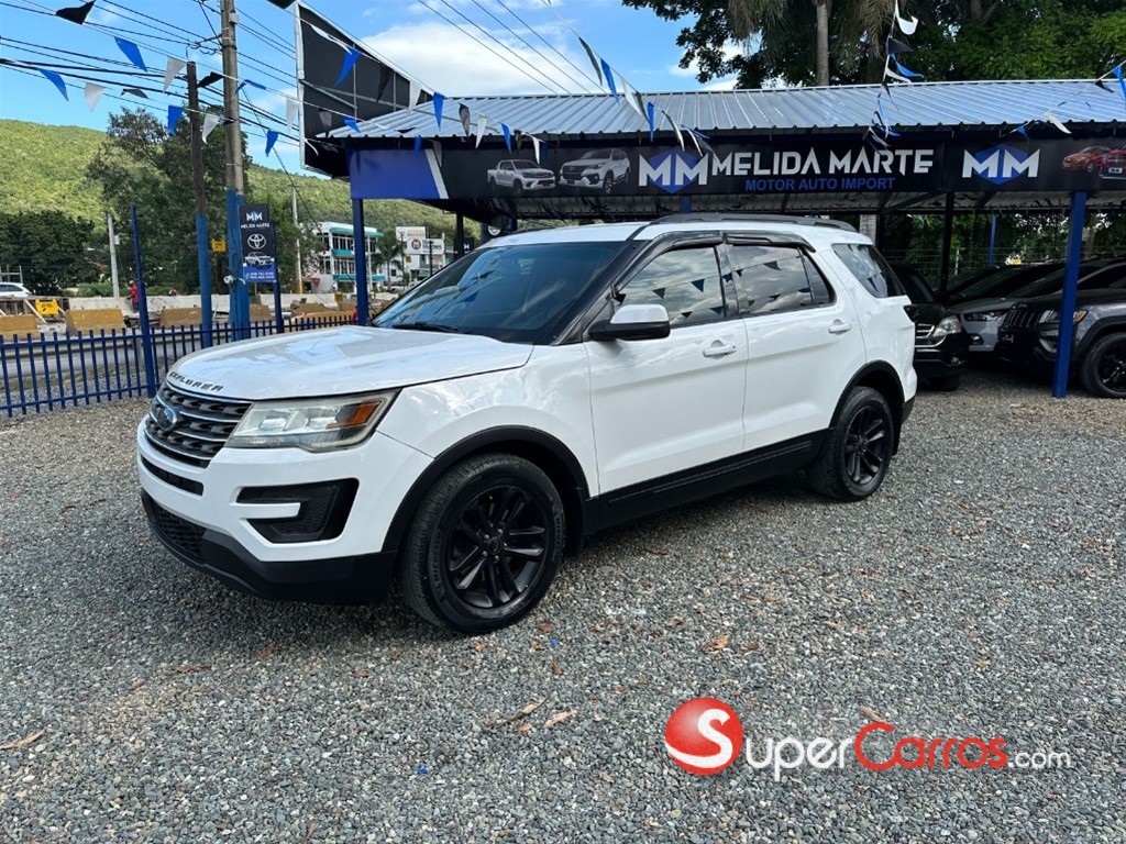 2016 Ford Explorer XL — foto 2 / 11