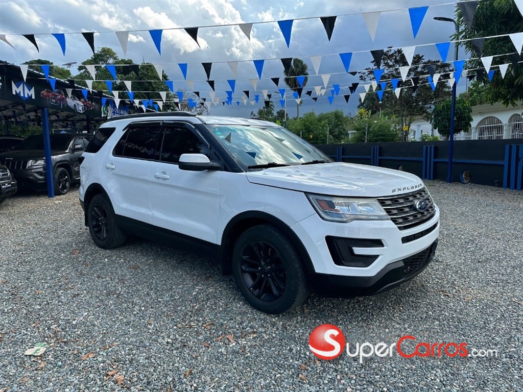 2016 Ford Explorer XL — foto 3 / 11