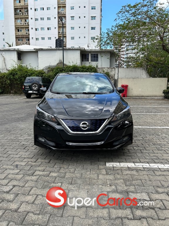 2020 Nissan Leaf SV — foto 2 / 12