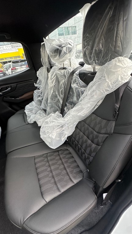 2026 Isuzu DMAX LSE — foto 6 / 9
