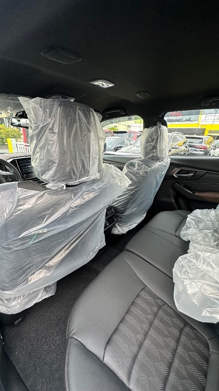2026 Isuzu DMAX LSE — foto 7 / 9
