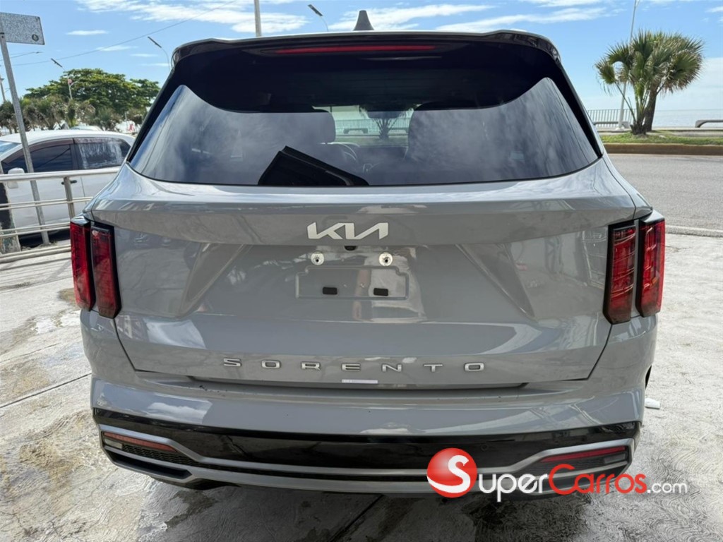 2022 Kia Sorento EX — foto 5 / 12